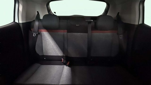 CitroenC3 PureTech 82 C-Series 61 kW (83 CV) Vehículo usado en Barcelona - 8