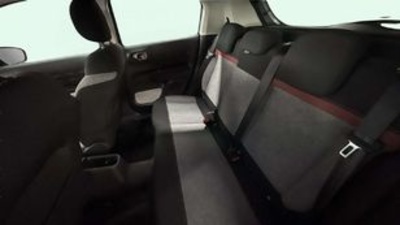 Citroen C3 PureTech 82 C-Series 61 kW (83 CV) Citroen C3 PureTech 82 C-Series 61 kW (83 CV)