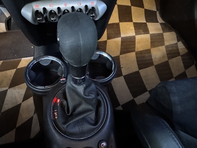 MINIMINI 3 Puertas John Cooper Works 155 kW (211 CV) Vehículo usado en Barcelona - 17 MINIMINI 3 Puertas John Cooper Works 155 kW (211 CV) Vehículo usado en Barcelona - 17