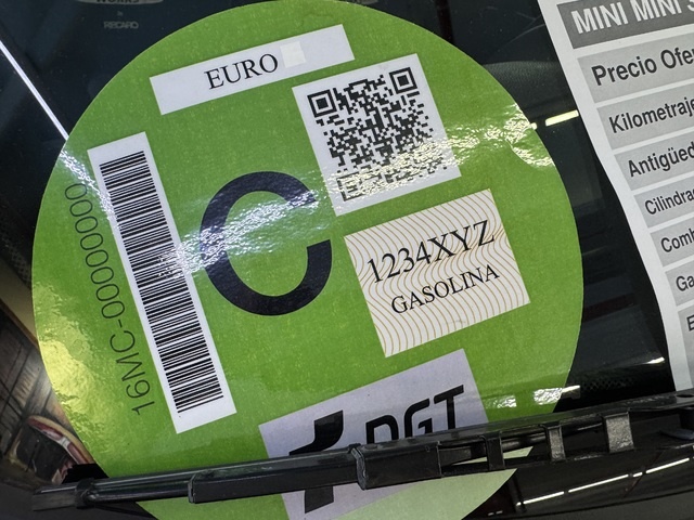 MINIMINI 3 Puertas John Cooper Works 155 kW (211 CV) Vehículo usado en Barcelona - 23 MINIMINI 3 Puertas John Cooper Works 155 kW (211 CV) Vehículo usado en Barcelona - 23