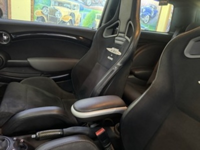 MINI MINI 3 Puertas John Cooper Works 155 kW (211 CV) MINI MINI 3 Puertas John Cooper Works 155 kW (211 CV)