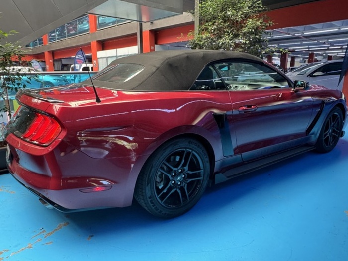 FordMustang 2.3 EcoBoost Convertible Mustang Auto 231 kW (314 CV) Vehículo usado en Barcelona - 8 FordMustang 2.3 EcoBoost Convertible Mustang Auto 231 kW (314 CV) Vehículo usado en Barcelona - 8