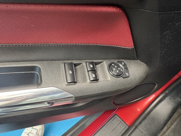 FordMustang 2.3 EcoBoost Convertible Mustang Auto 231 kW (314 CV) Vehículo usado en Barcelona - 14 FordMustang 2.3 EcoBoost Convertible Mustang Auto 231 kW (314 CV) Vehículo usado en Barcelona - 14