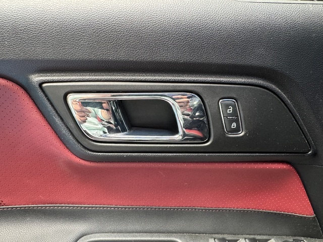 FordMustang 2.3 EcoBoost Convertible Mustang Auto 231 kW (314 CV) Vehículo usado en Barcelona - 15