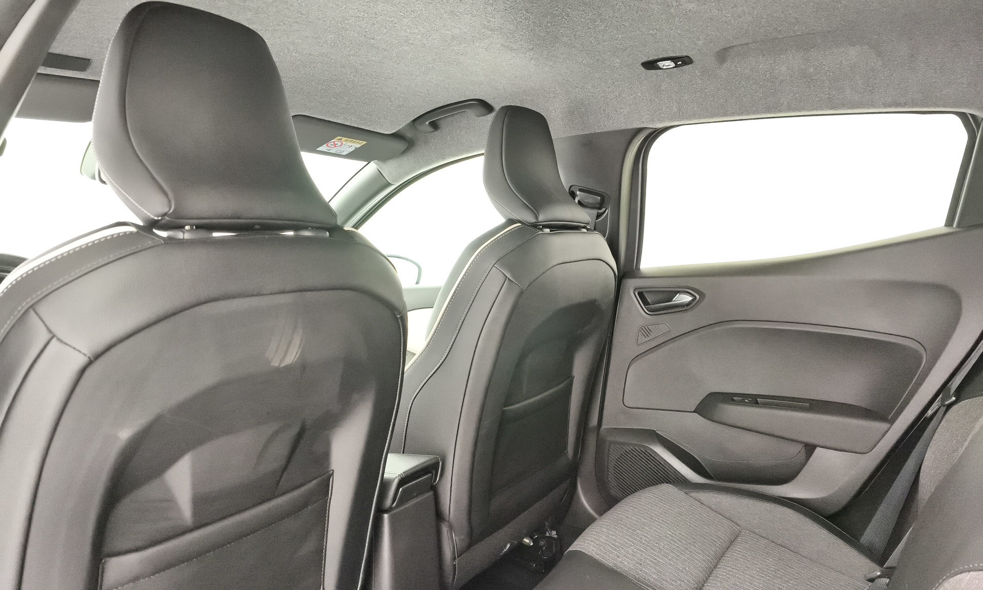 Renault Clio Techno TCe 103 kW (140 CV) - 14