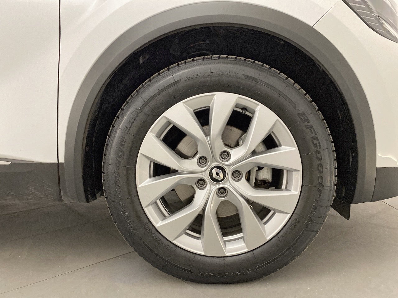 Renault Captur Zen E-TECH Híbrido enchufable 118 kW (160 CV) - 10