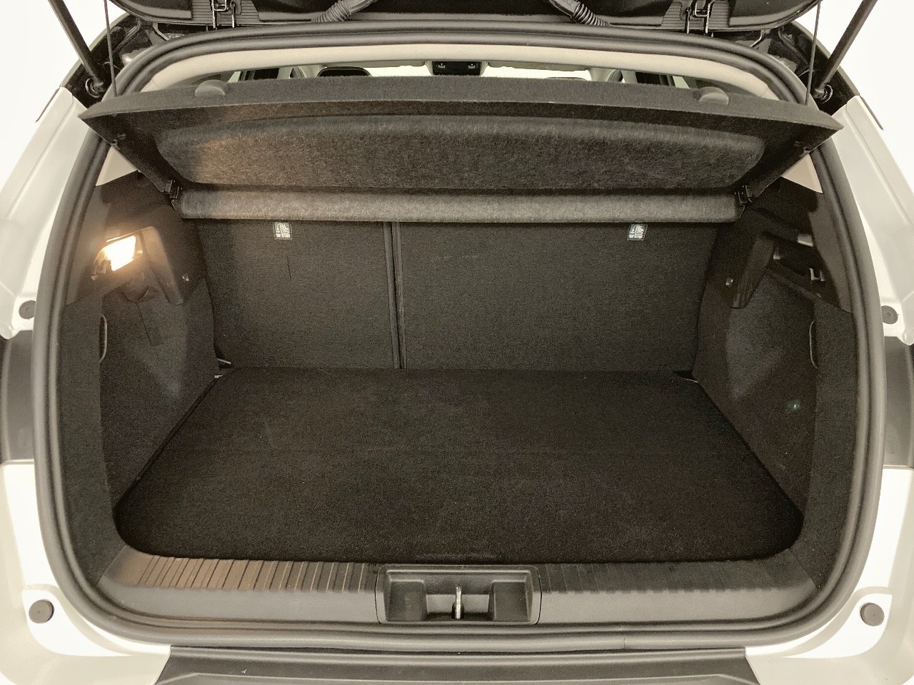 Renault Captur Zen E-TECH Híbrido enchufable 118 kW (160 CV) - 12