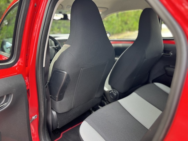 ToyotaAygo 1.0 70 x-play 51 kW (69 CV) Vehículo usado en Barcelona - 28 ToyotaAygo 1.0 70 x-play 51 kW (69 CV) Vehículo usado en Barcelona - 28