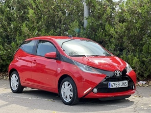 Toyota Aygo 1.0 70 x-play 51 kW (69 CV)