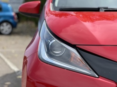 Toyota Aygo 1.0 70 x-play 51 kW (69 CV) Toyota Aygo 1.0 70 x-play 51 kW (69 CV)