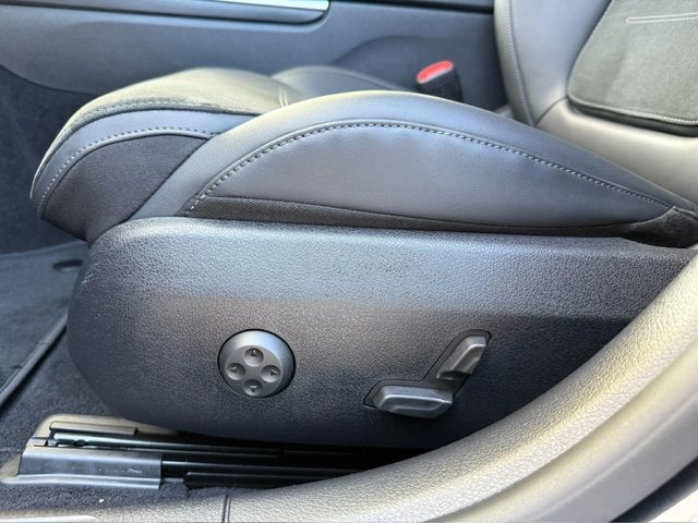 Mercedes-BenzClase C 220 d 147 kW (200 CV) Vehículo usado en Barcelona - 12 Mercedes-BenzClase C 220 d 147 kW (200 CV) Vehículo usado en Barcelona - 12