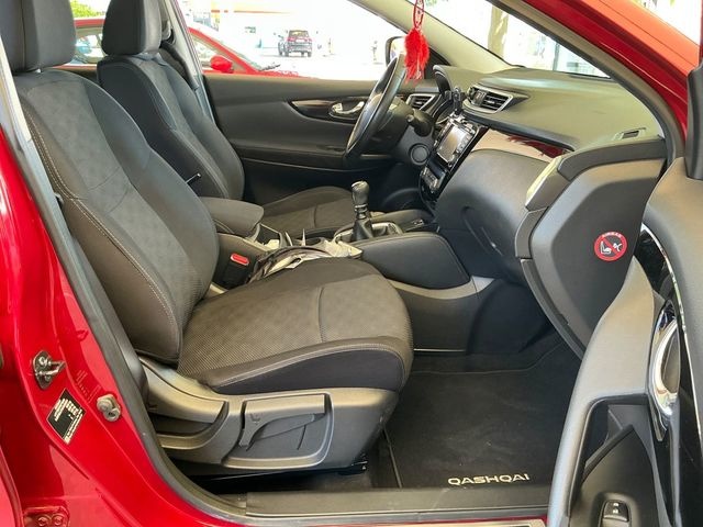 NissanQashqai DIG-T 115 Tekna 4x2 85 kW (115 CV) Vehículo usado en Barcelona - 11 NissanQashqai DIG-T 115 Tekna 4x2 85 kW (115 CV) Vehículo usado en Barcelona - 11