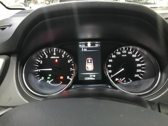 NissanQashqai DIG-T 115 Tekna 4x2 85 kW (115 CV) Vehículo usado en Barcelona - 15 NissanQashqai DIG-T 115 Tekna 4x2 85 kW (115 CV) Vehículo usado en Barcelona - 15