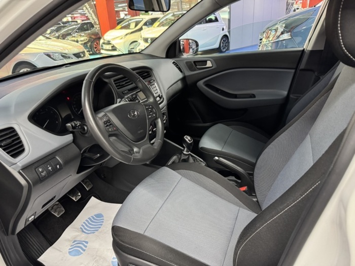 Hyundaii20 Active 1.0 TGDI Tecno 74 kW (100 CV) Vehículo usado en Barcelona - 2 Hyundaii20 Active 1.0 TGDI Tecno 74 kW (100 CV) Vehículo usado en Barcelona - 2