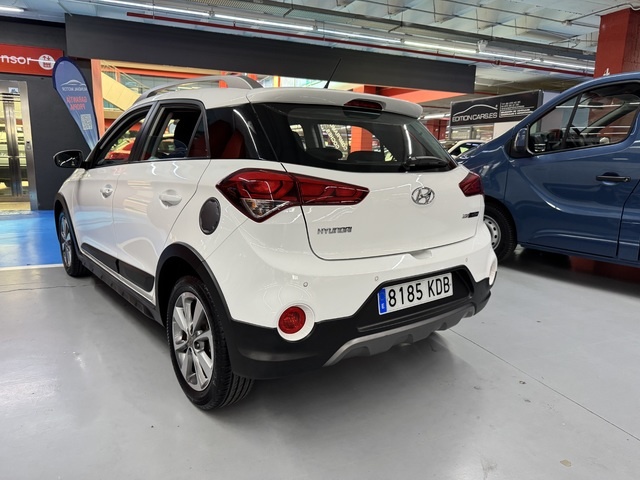 Hyundaii20 Active 1.0 TGDI Tecno 74 kW (100 CV) Vehículo usado en Barcelona - 10