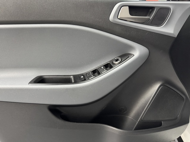 Hyundaii20 Active 1.0 TGDI Tecno 74 kW (100 CV) Vehículo usado en Barcelona - 14