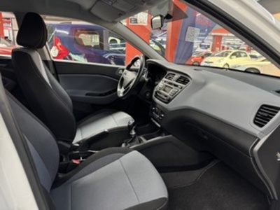 Hyundai i20 Active 1.0 TGDI Tecno 74 kW (100 CV) Hyundai i20 Active 1.0 TGDI Tecno 74 kW (100 CV)