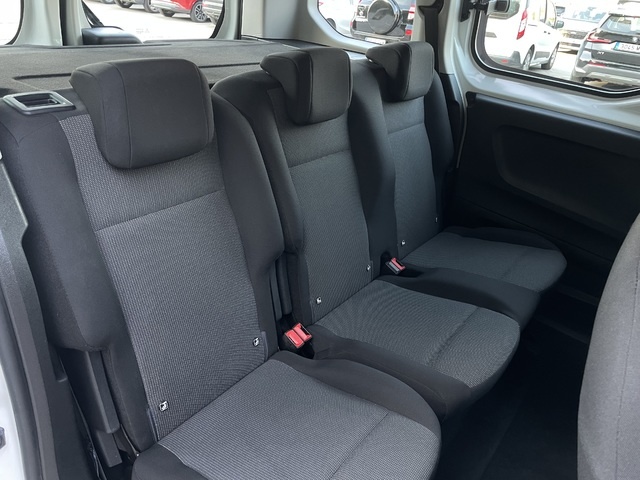 ToyotaProace City 1.5D GX L1 75 kW (102 CV) Vehículo usado en Barcelona - 12