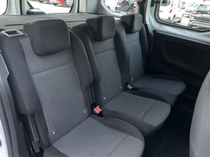 ToyotaProace City 1.5D GX L1 75 kW (102 CV) Vehículo usado en Barcelona - 12 ToyotaProace City 1.5D GX L1 75 kW (102 CV) Vehículo usado en Barcelona - 12