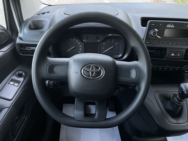 ToyotaProace City 1.5D GX L1 75 kW (102 CV) Vehículo usado en Barcelona - 14