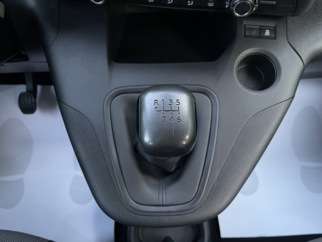 ToyotaProace City 1.5D GX L1 75 kW (102 CV) Vehículo usado en Barcelona - 15