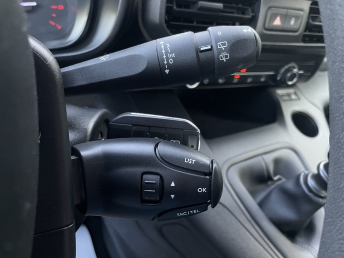 ToyotaProace City 1.5D GX L1 75 kW (102 CV) Vehículo usado en Barcelona - 17 ToyotaProace City 1.5D GX L1 75 kW (102 CV) Vehículo usado en Barcelona - 17