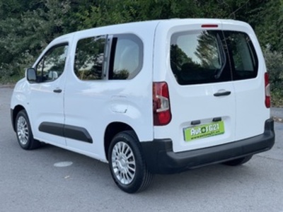 Toyota Proace City 1.5D GX L1 75 kW (102 CV) Toyota Proace City 1.5D GX L1 75 kW (102 CV)