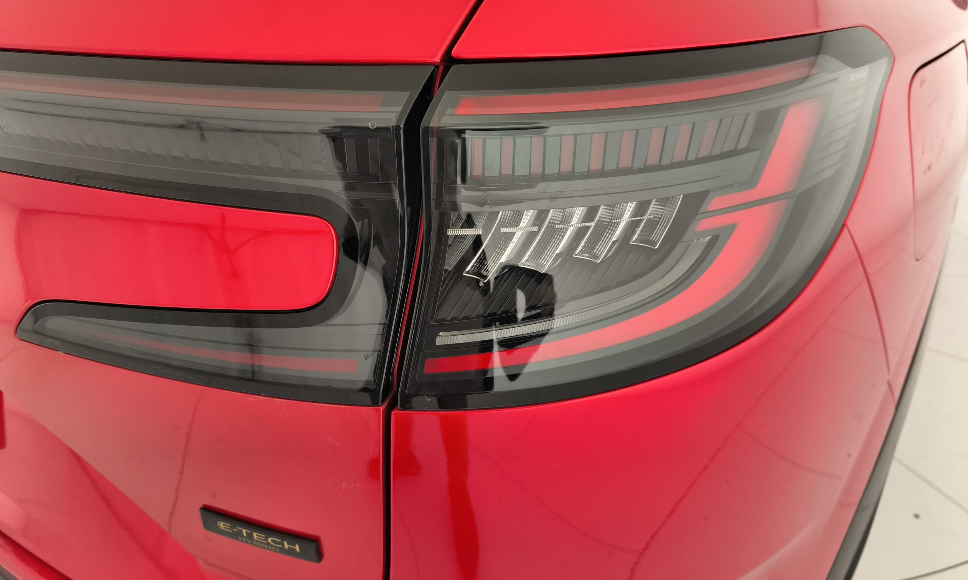 Renault Austral Techno E-Tech Full Hybrid 147 kW (200 CV) - 8