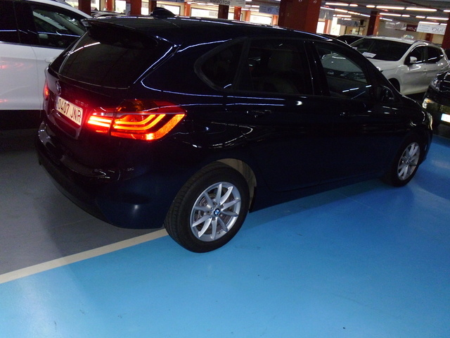 BMWSerie 2 218d Active Tourer 110 kW (150 CV) Vehículo usado en Barcelona - 2
