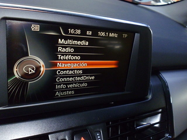 BMWSerie 2 218d Active Tourer 110 kW (150 CV) Vehículo usado en Barcelona - 24