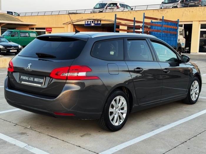 Peugeot308 SW BlueHDI 130 S&S Style 96 kW (130 CV) Vehículo usado en Barcelona - 3 Peugeot308 SW BlueHDI 130 S&S Style 96 kW (130 CV) Vehículo usado en Barcelona - 3