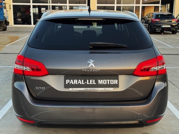 Peugeot308 SW BlueHDI 130 S&S Style 96 kW (130 CV) Vehículo usado en Barcelona - 7 Peugeot308 SW BlueHDI 130 S&S Style 96 kW (130 CV) Vehículo usado en Barcelona - 7