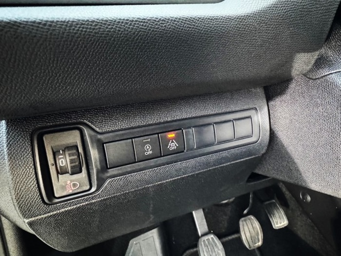 Peugeot308 SW BlueHDI 130 S&S Style 96 kW (130 CV) Vehículo usado en Barcelona - 14 Peugeot308 SW BlueHDI 130 S&S Style 96 kW (130 CV) Vehículo usado en Barcelona - 14