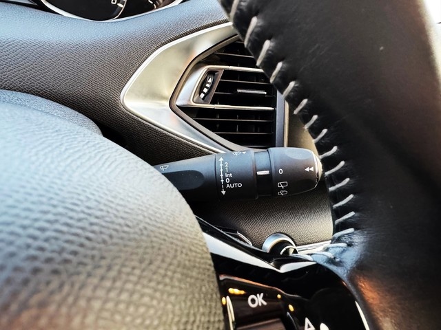 Peugeot308 SW BlueHDI 130 S&S Style 96 kW (130 CV) Vehículo usado en Barcelona - 19