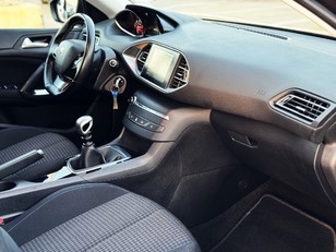 Peugeot 308 SW BlueHDI 130 S&S Style 96 kW (130 CV)