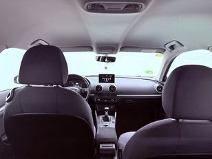 Audi A3 Attraction 1.6 TDI clean diesel 81 kW (110 CV)