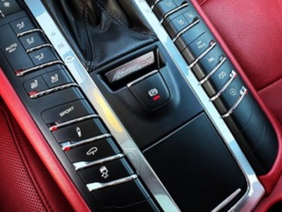 Porsche Macan GTS 265 kW (360 CV) Porsche Macan GTS 265 kW (360 CV)