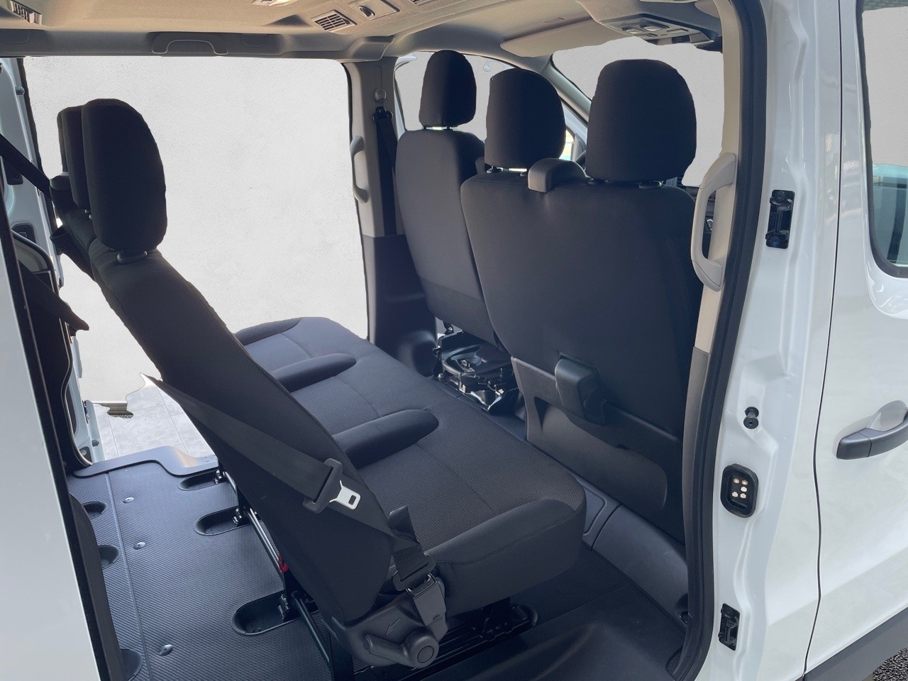 Renault Trafic Combi Mixto N1 5/6 Ener Blue dCi 110 kW (150 CV) - 14