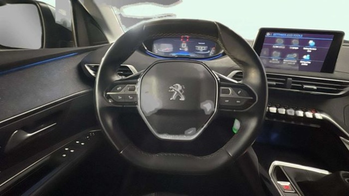 Peugeot3008 PureTech 130 S&S Allure 96 kW (130 CV) Vehículo usado en Barcelona - 12 Peugeot3008 PureTech 130 S&S Allure 96 kW (130 CV) Vehículo usado en Barcelona - 12