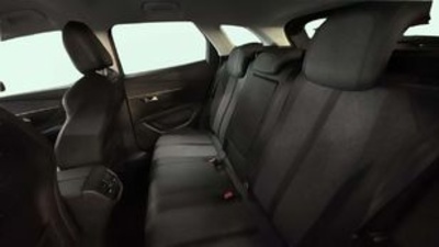 Peugeot 3008 PureTech 130 S&S Allure 96 kW (130 CV) Peugeot 3008 PureTech 130 S&S Allure 96 kW (130 CV)