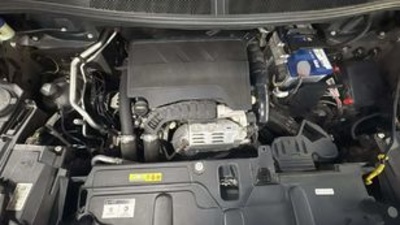 Peugeot 3008 PureTech 130 S&S Allure 96 kW (130 CV) Peugeot 3008 PureTech 130 S&S Allure 96 kW (130 CV)