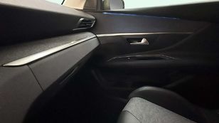 Peugeot 3008 PureTech 130 S&S Allure 96 kW (130 CV)
