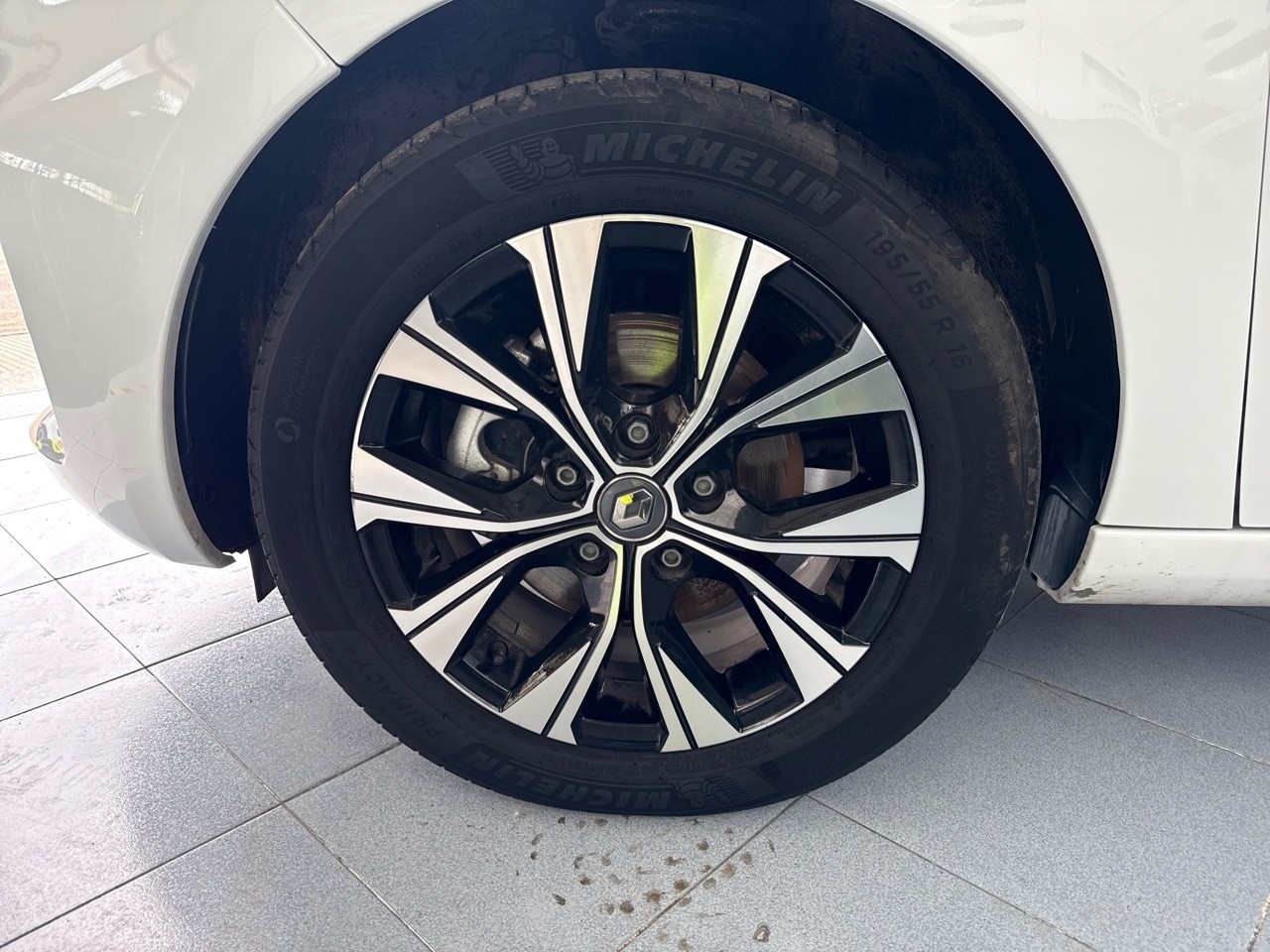 Renault Zoe Evolution R110 batería 50kWh 79 kW (108 CV) - 4