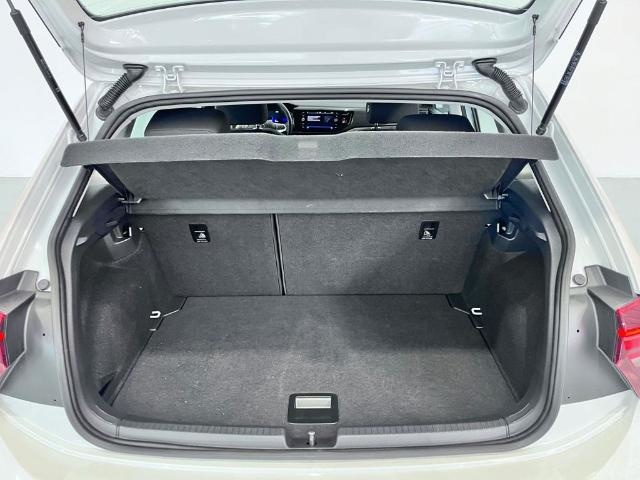 VolkswagenPolo Life 1.0 TSI 70 kW (95 CV)7