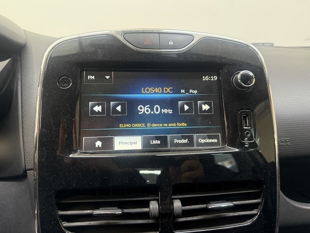 RenaultClio TCe 90 Technofeel eco2 66 kW (90 CV) Vehículo usado en Barcelona - 7