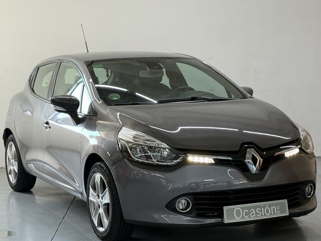 RenaultClio TCe 90 Technofeel eco2 66 kW (90 CV) Vehículo usado en Barcelona - 11
