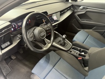 Audi A3 Sedan S line 35 TFSI 110 kW (150 CV) Audi A3 Sedan S line 35 TFSI 110 kW (150 CV)