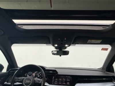 Audi A3 Sedan S line 35 TFSI 110 kW (150 CV) Audi A3 Sedan S line 35 TFSI 110 kW (150 CV)