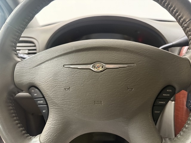 ChryslerGrand Voyager 2.5 CRD SE 103 kW (140 CV) Vehículo usado en Barcelona - 14