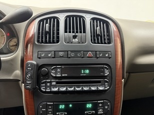 Chrysler Grand Voyager 2.5 CRD SE 103 kW (140 CV)